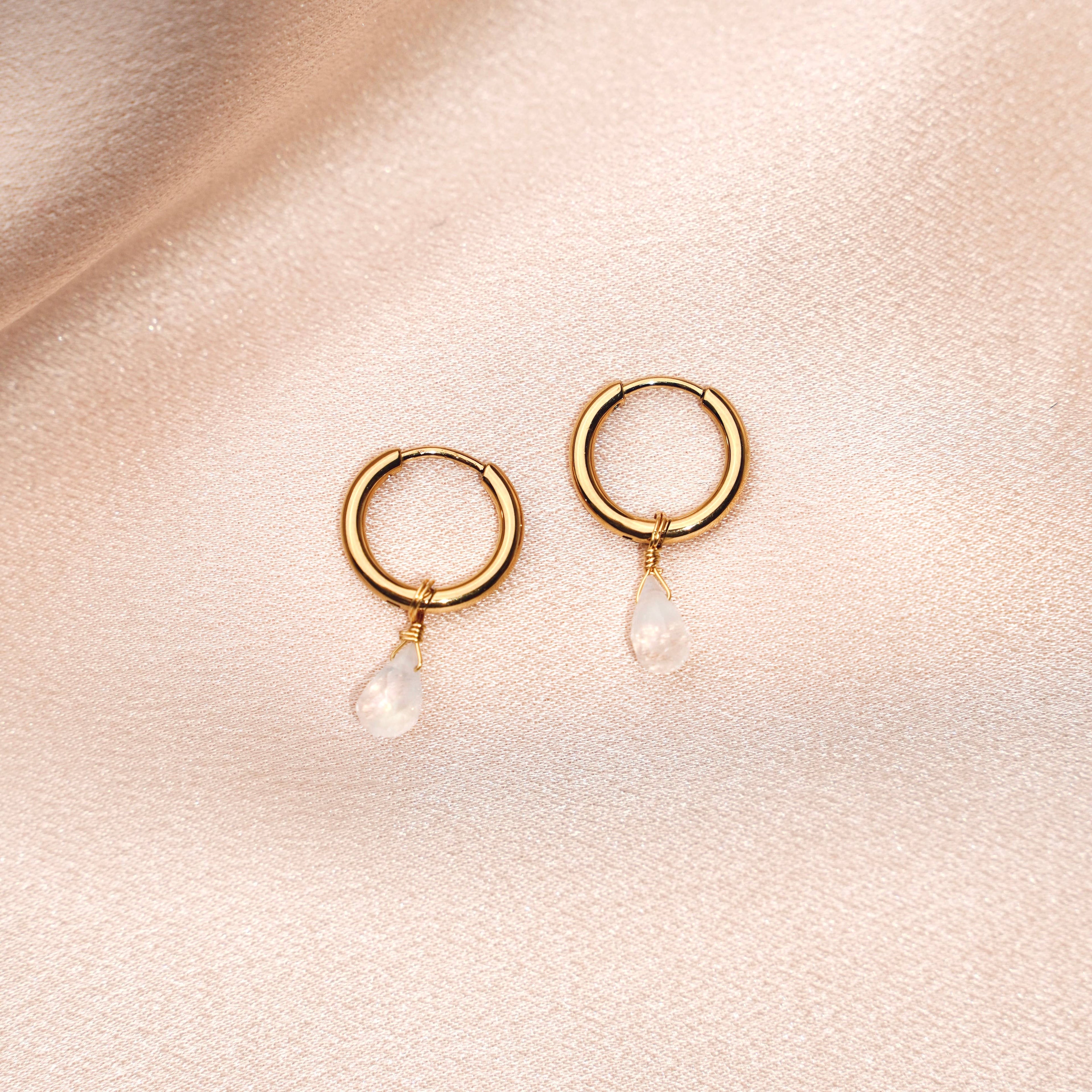 Drop dangle earrings