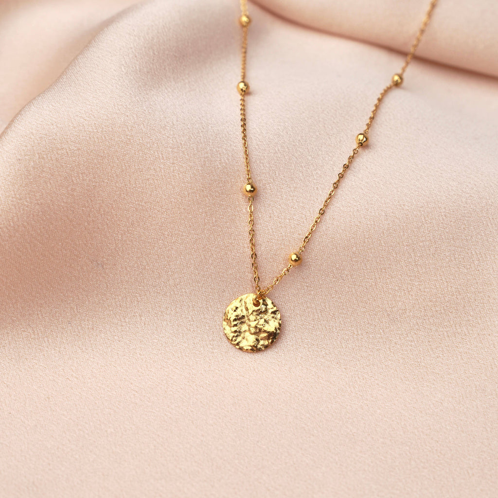 Round pendant necklace