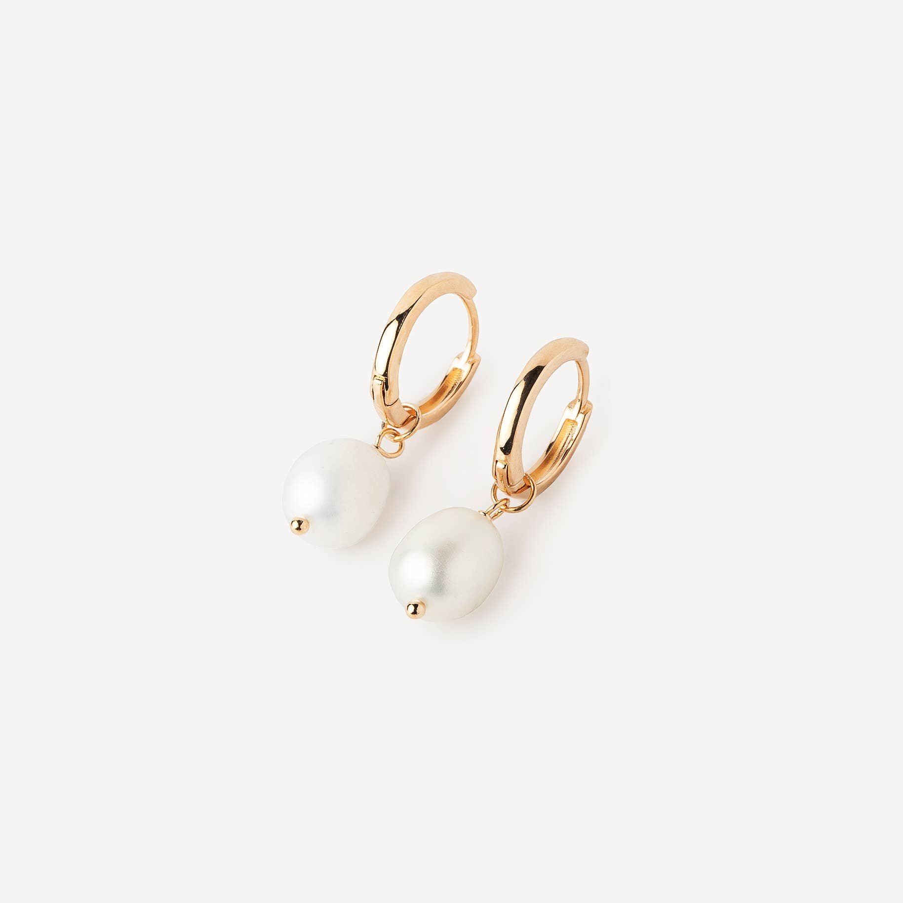 Hera Earrings 18k gold plated